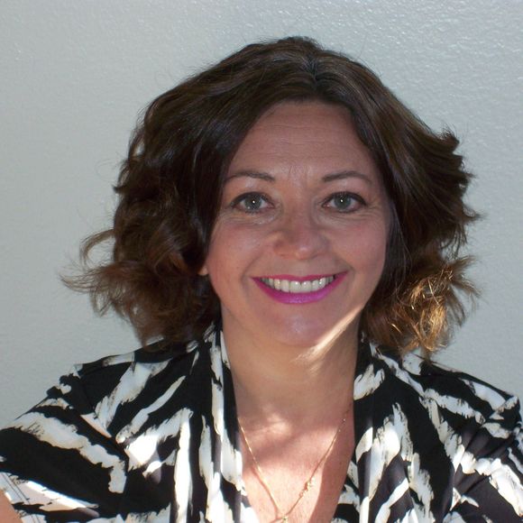 Meet your Posher, Isabelle - Picture 1 of 1